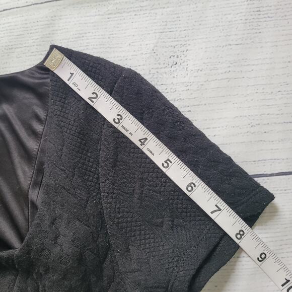 Torrid Size 00 Mini Textured Knit Skater Dress Black fit & Flare Short Sleeve - Picture 9 of 12